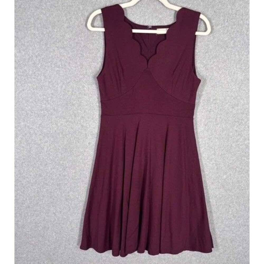 Altar’d State Dress Sz Medium Burgundy Scalloped Neckline Preppy Party Career